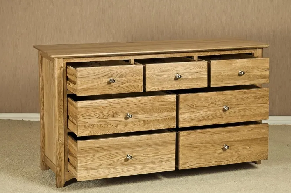Shaker Oak 3+4 Drawer Chest - Oak