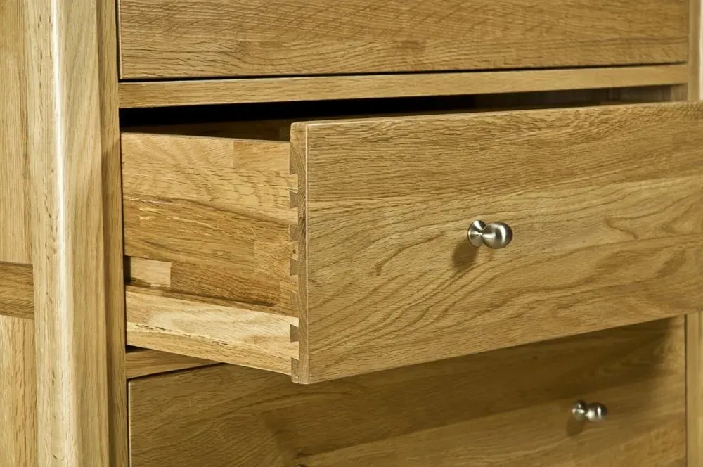 Shaker Oak 4+2 Drawer Chest - Oak