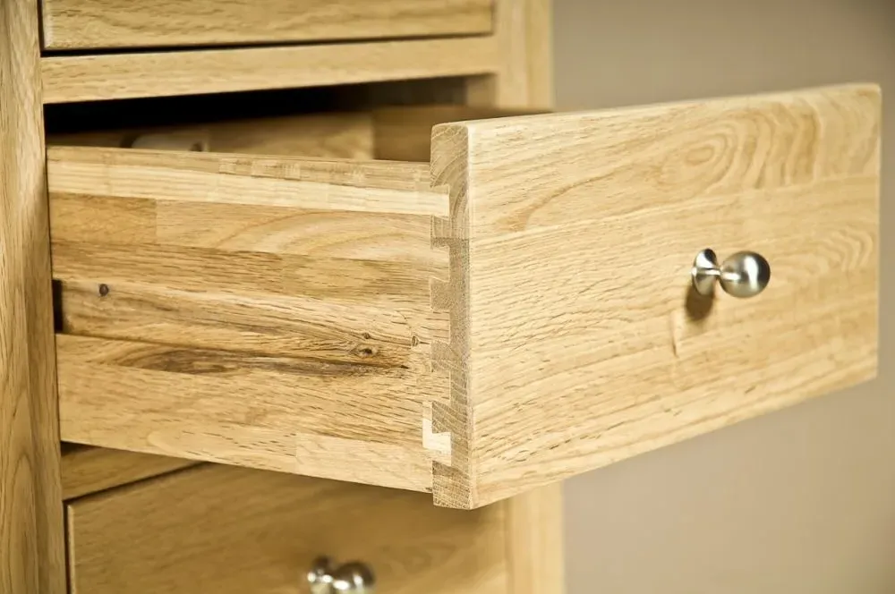 Shaker Oak 5 Drawer Chest - Natural Lacquered