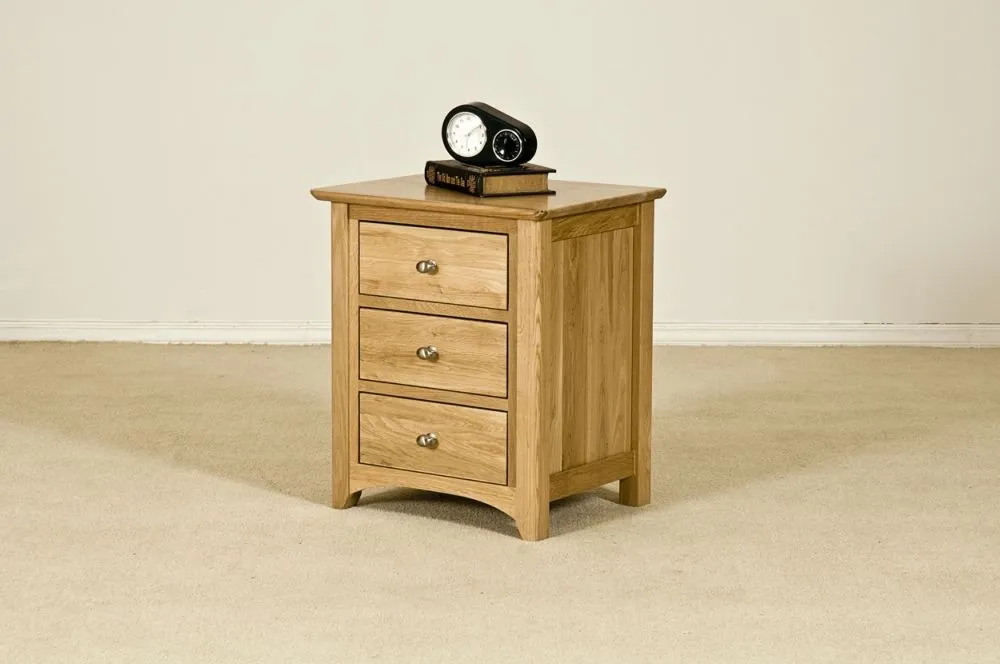 Shaker Oak Bedside Cabinet - Natural Lacquered