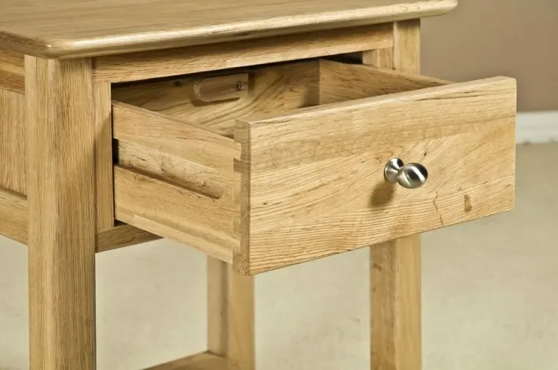 Shaker Oak Bedside Table - Natural Lacquered