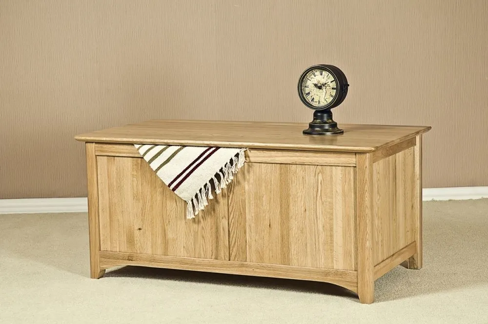 Shaker Oak Blanket Box - Natural Lacquered