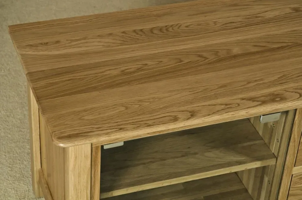 Shaker Oak Large TV Unit - Natural Lacquered