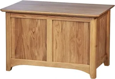 Shaker Oak Small Blanket Box - Natural Lacquered image