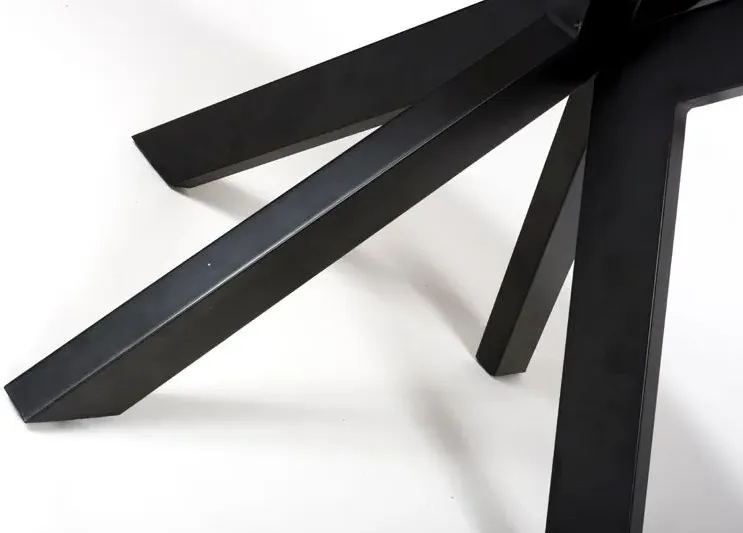 Manhattan 4-6 Seater Oval Extending Dining Table - Oak