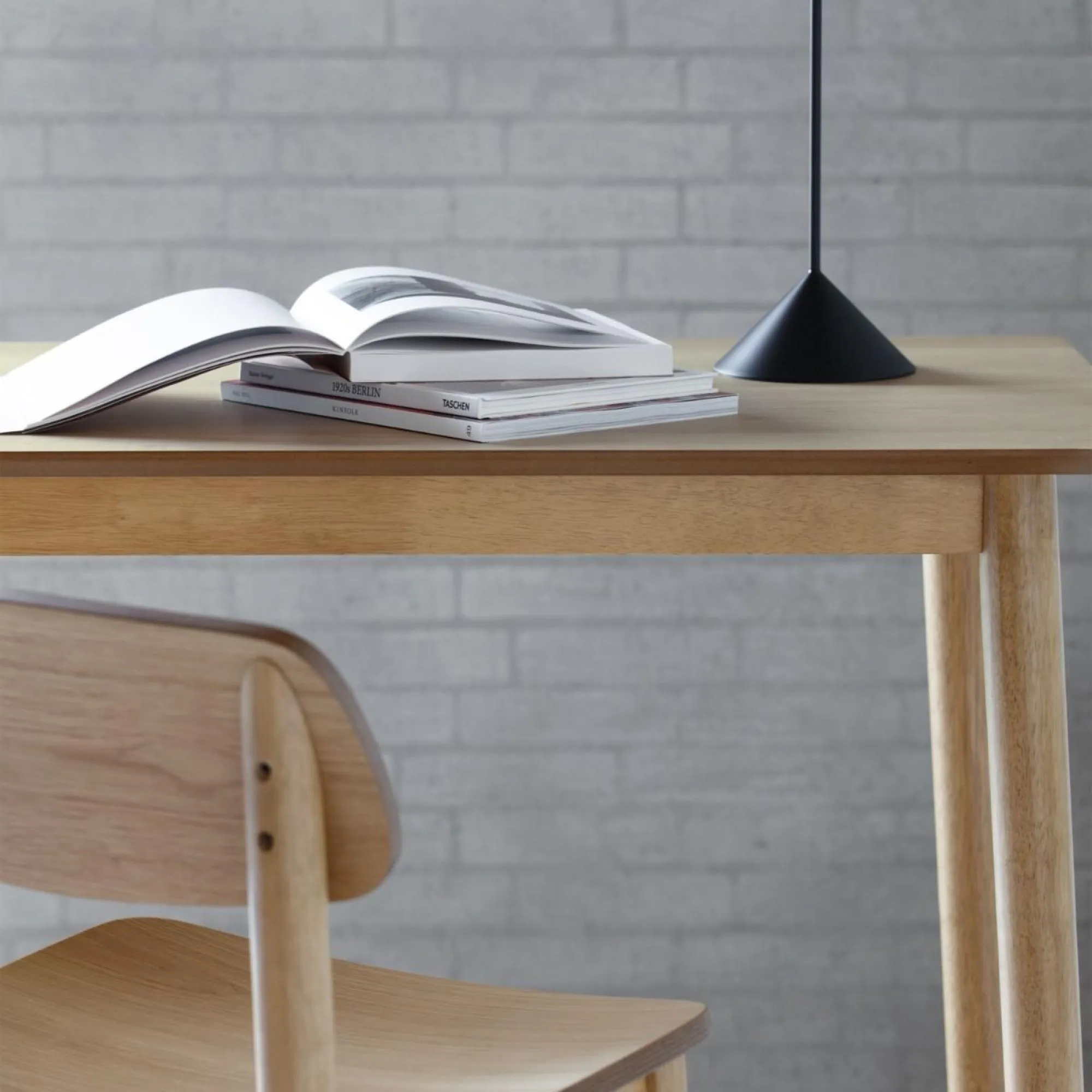 Barlow 4-Seater Dining Table - Oak