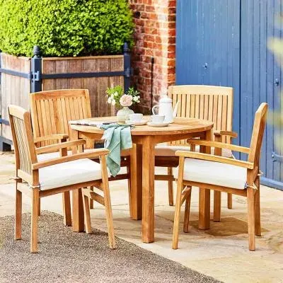 Churn Outdoor Dining Set with 4 Henley Chairs - Teak