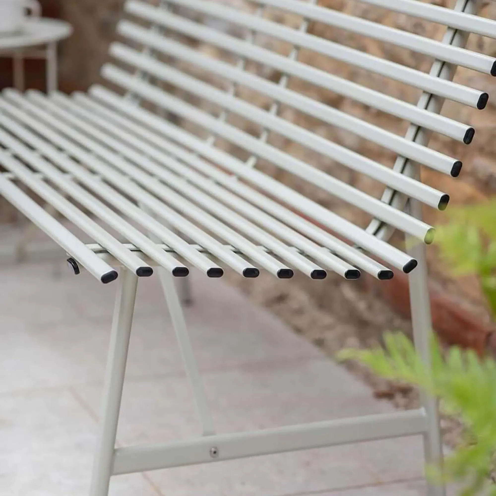 Richmond Outdoor Bench - Clay