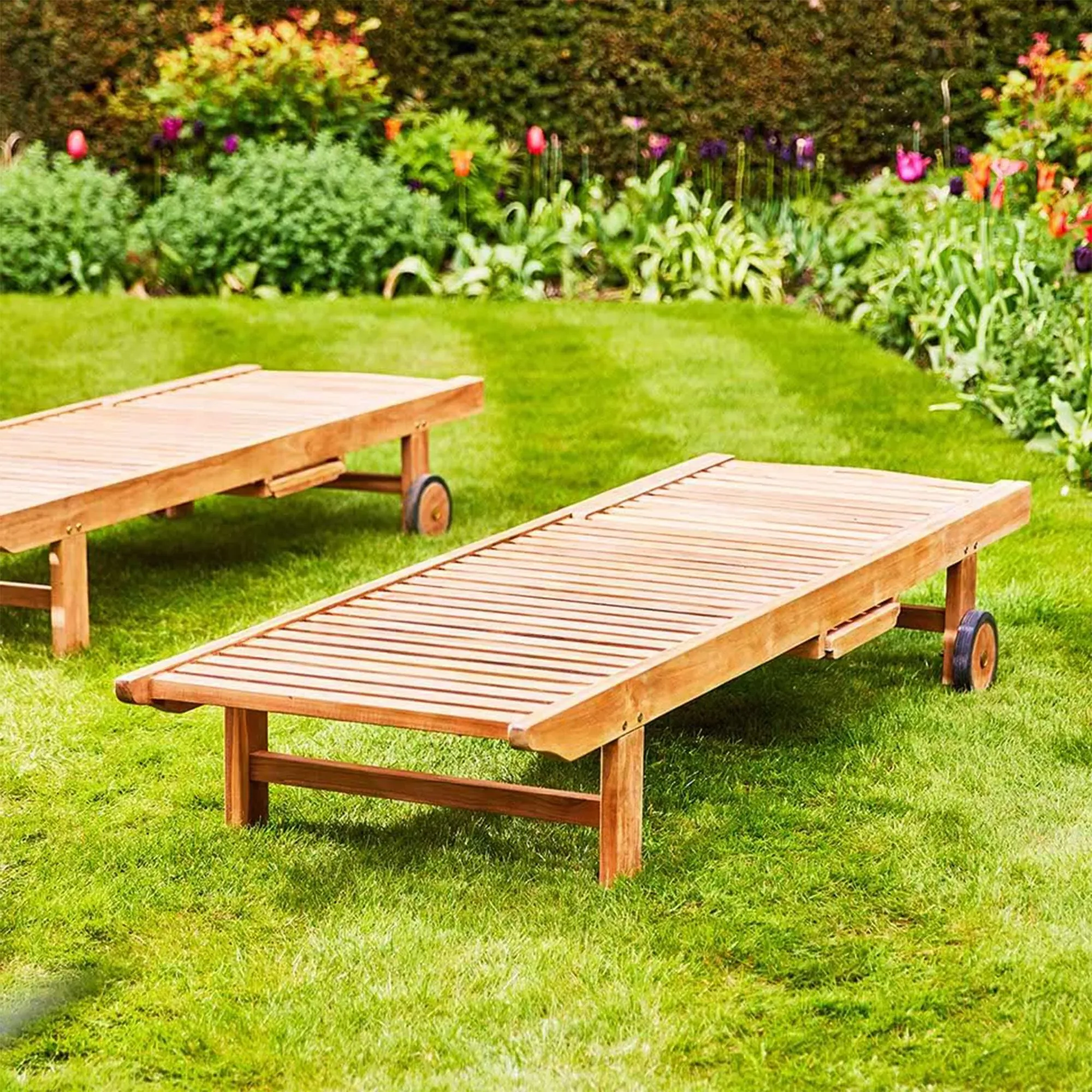 Winchcombe Outdoor Teak Sun Lounger - Teak