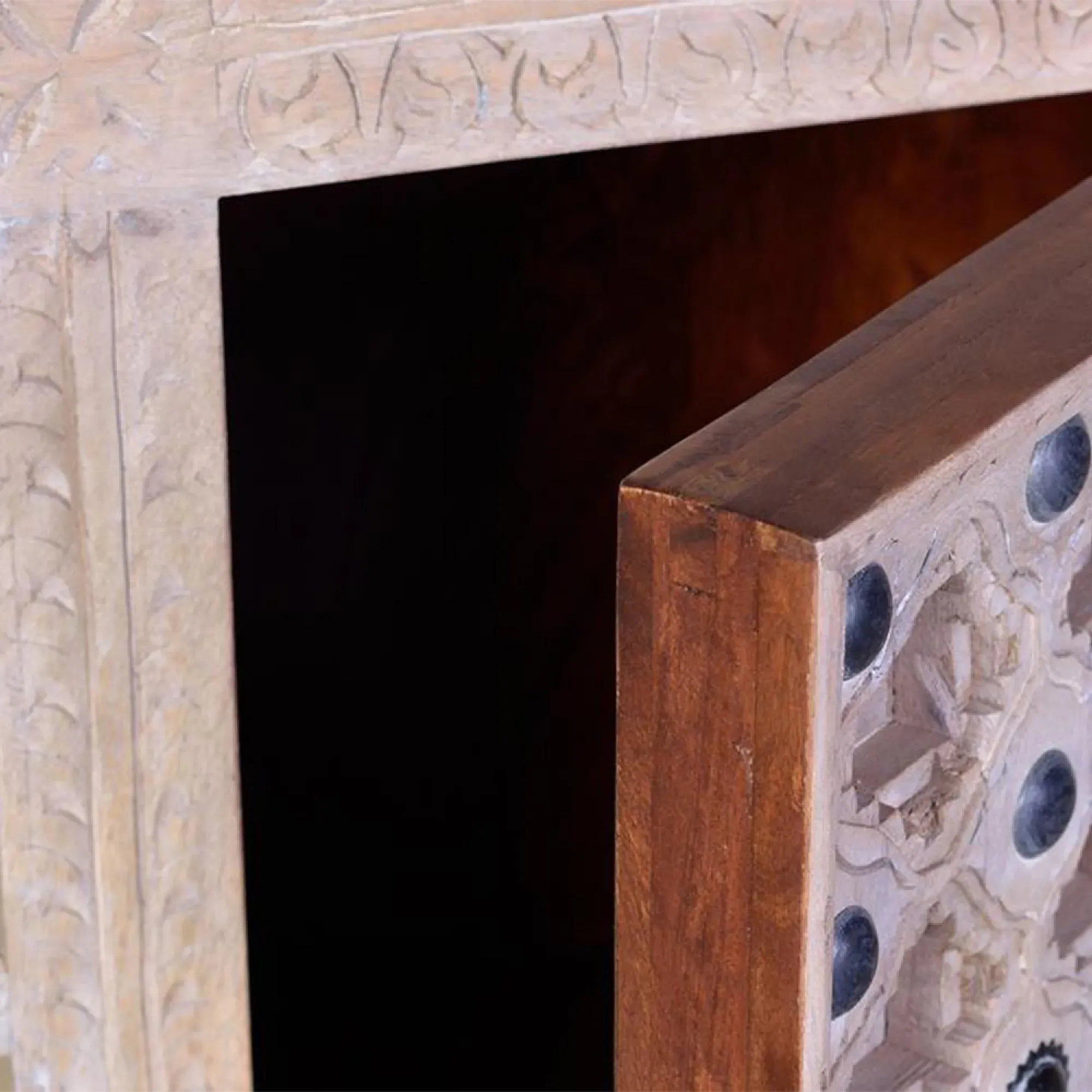 Arezzo 2 Door TV Unit - Natural, Mango Wood