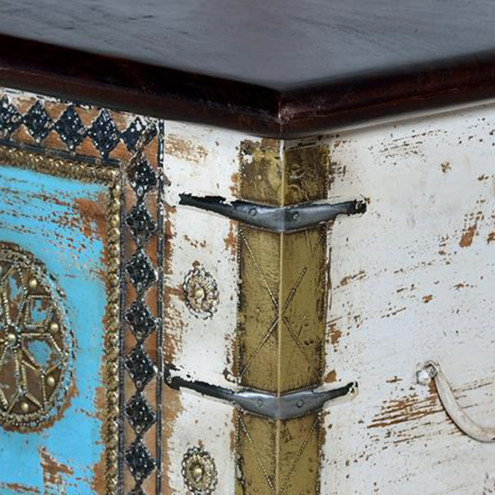 Distelberg Storage Trunk - Walnut, Mango Wood