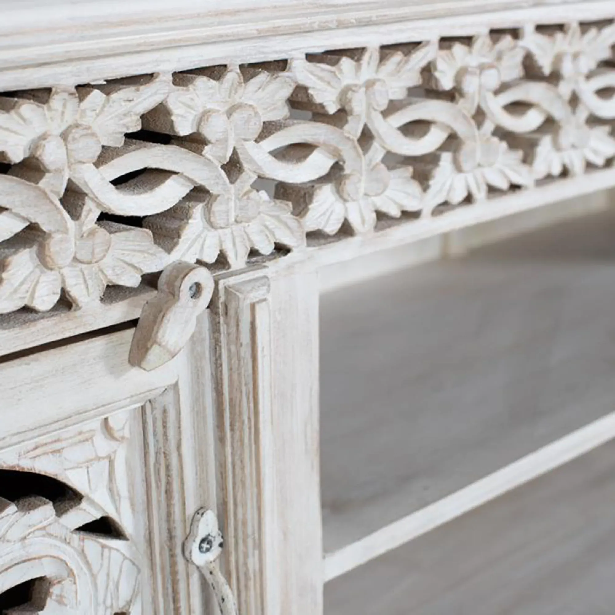 Ferrara Carved 2 Door Large TV Unit - Aged White, Mango Wood