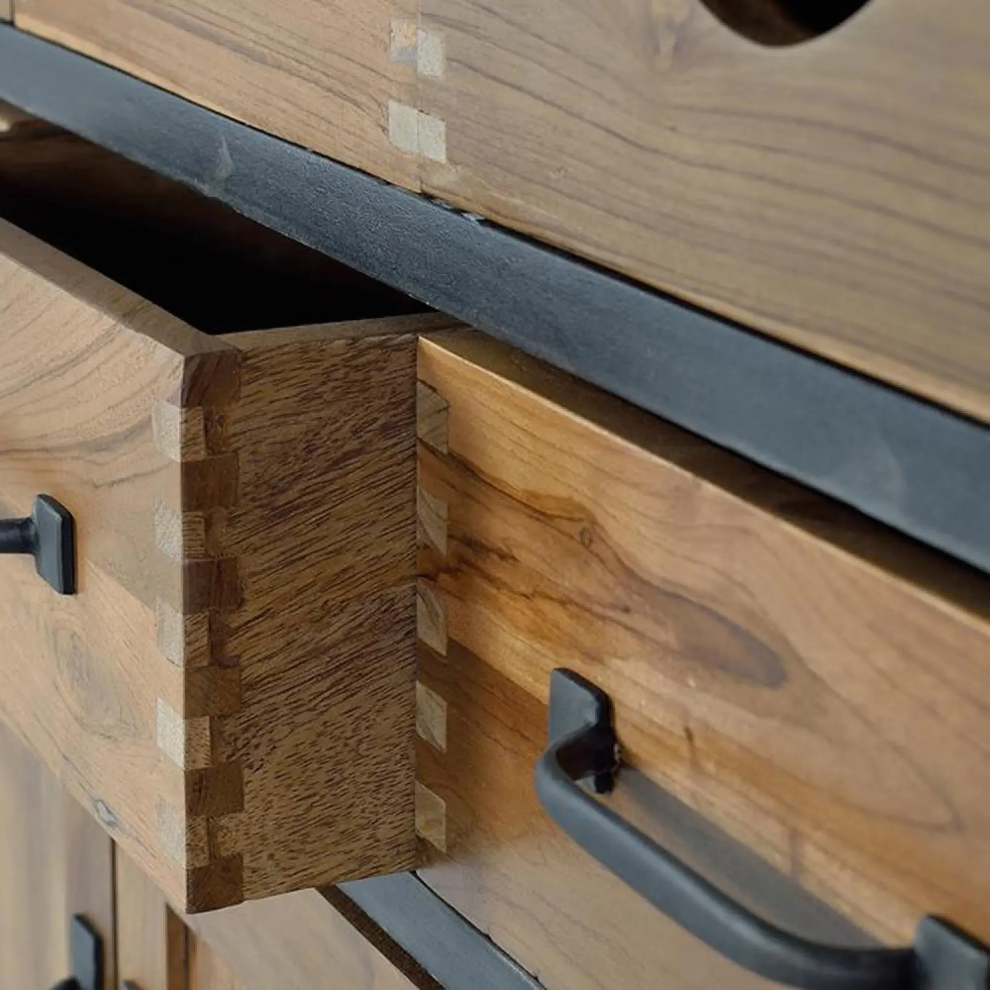 Gjavan 3 Door Medium Sideboard - Natural, Mango Wood