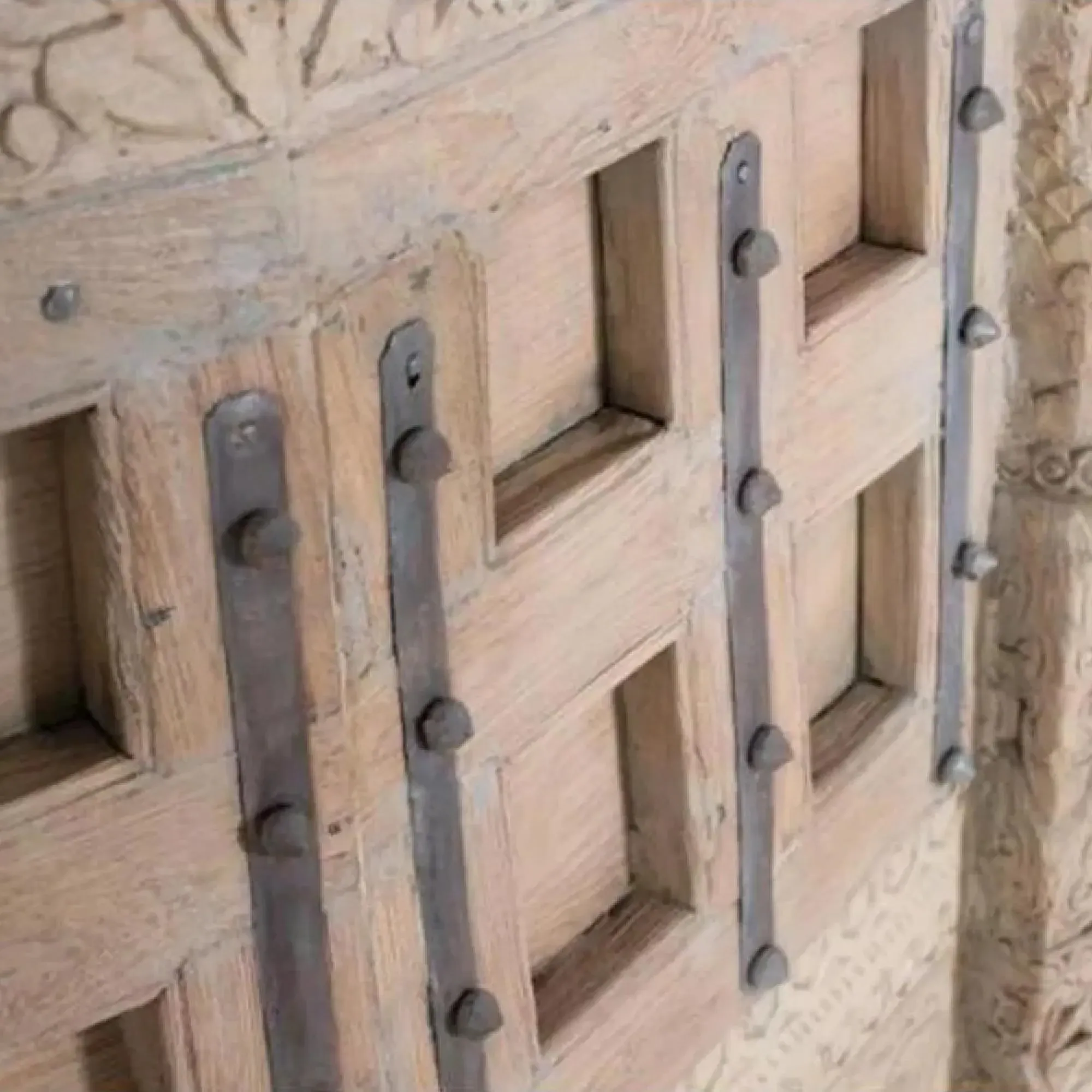 Haughton Carved Bar Counter - Antique White, Mango Wood