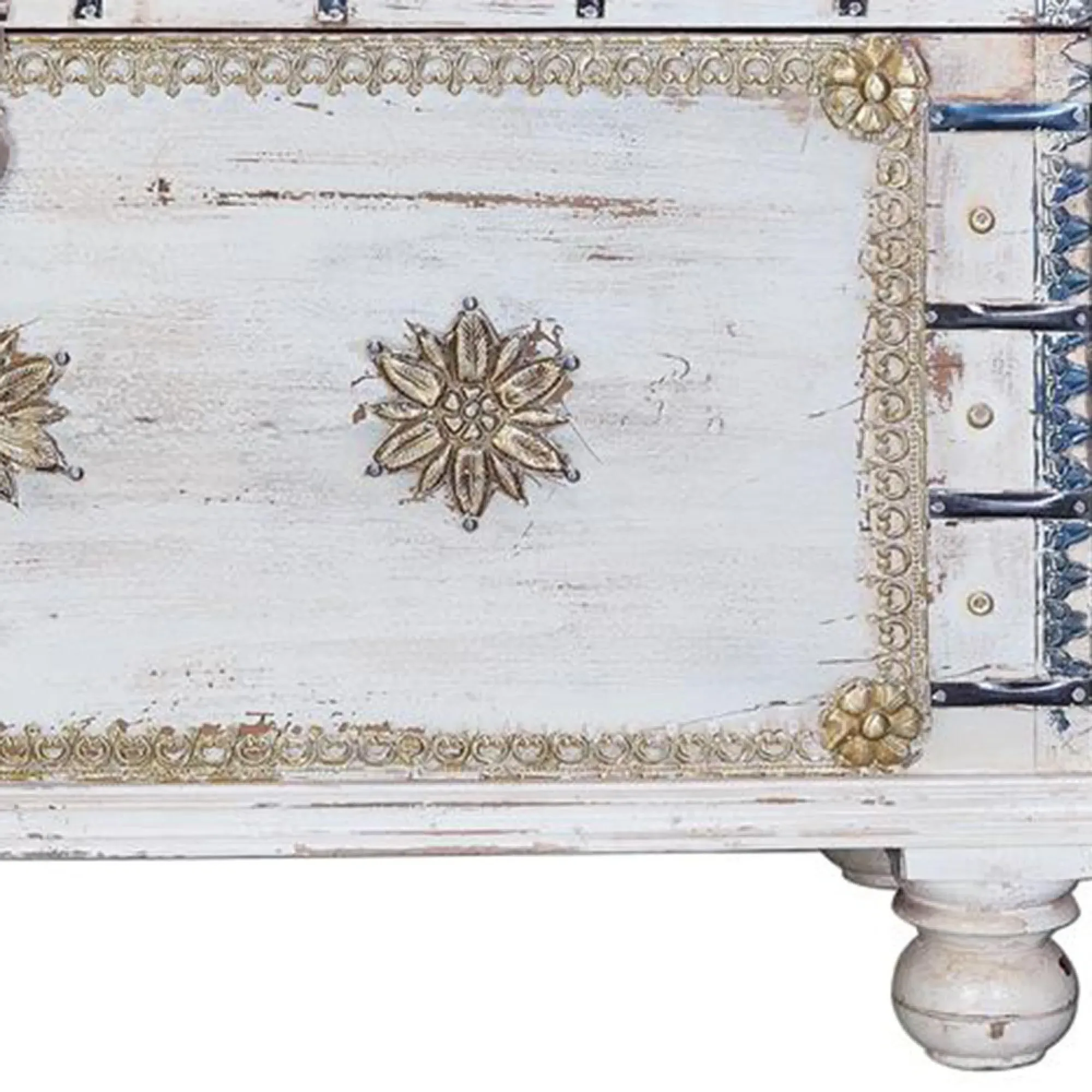 Irdning Storage Trunk - Aged White, Mango Wood