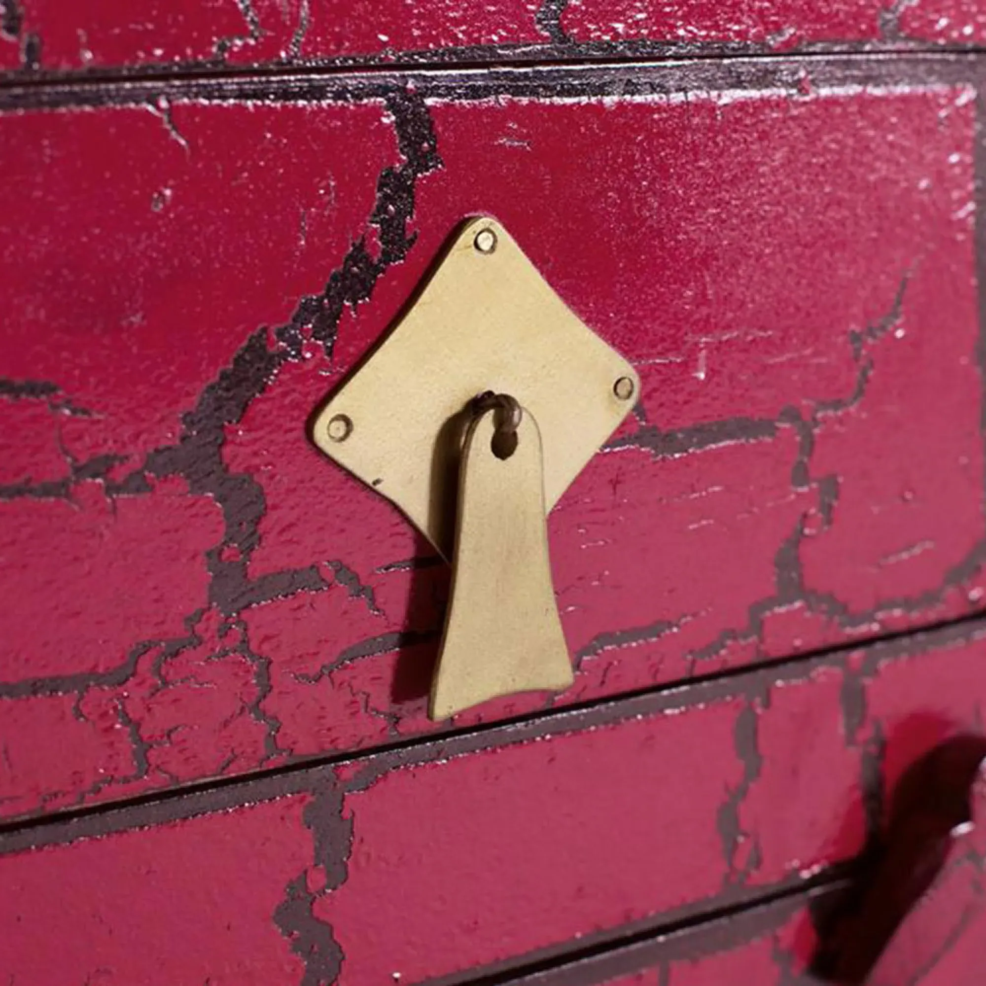 Pesaro 2 Door Medium Sideboard - Red, Mango Wood