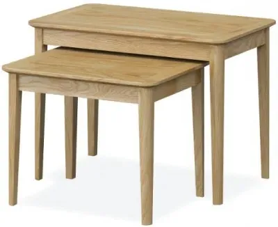 Bath Nest of 2 Tables - Oak
