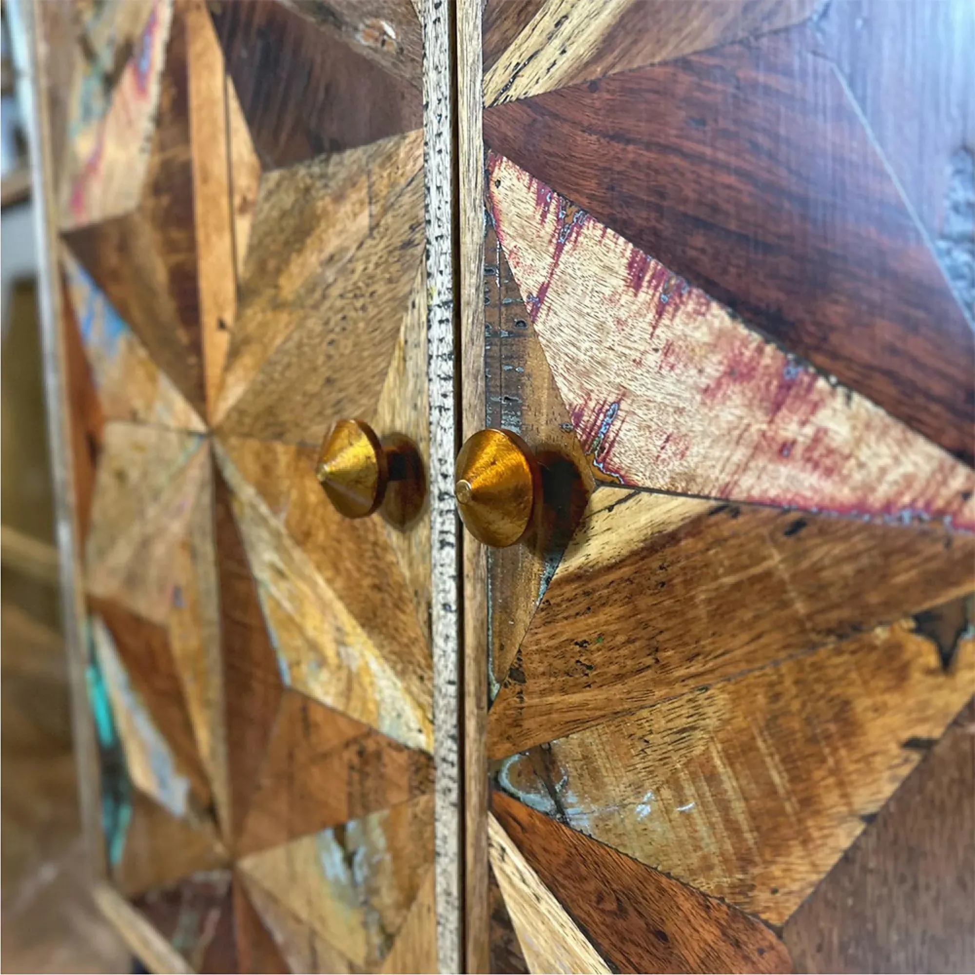 Juan Butterfly Parquet 2 Door Sideboard - Antique, Sheesham Wood