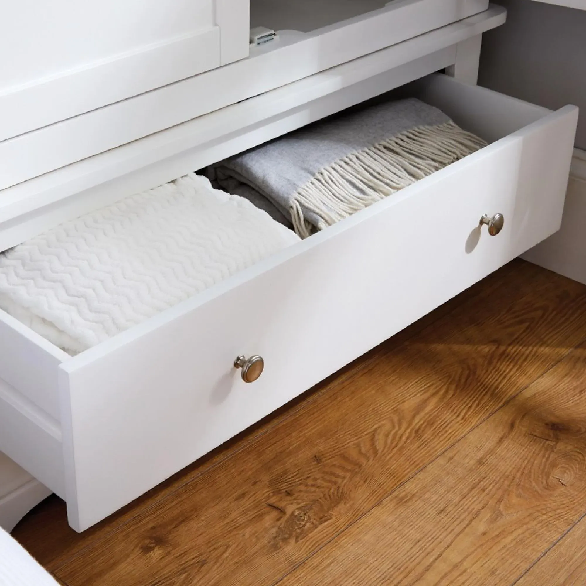 Paisley 2 Door Gents Wardrobe - White