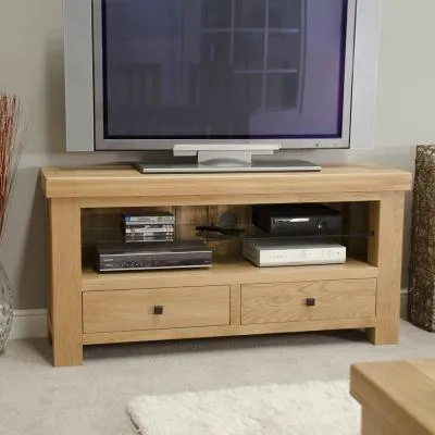 Chunky Oak TV Unit - Lacquered image