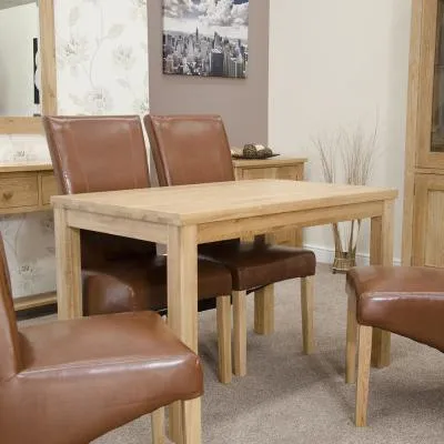 Eva Oak 4-Seater Dining Table - Lacquered image