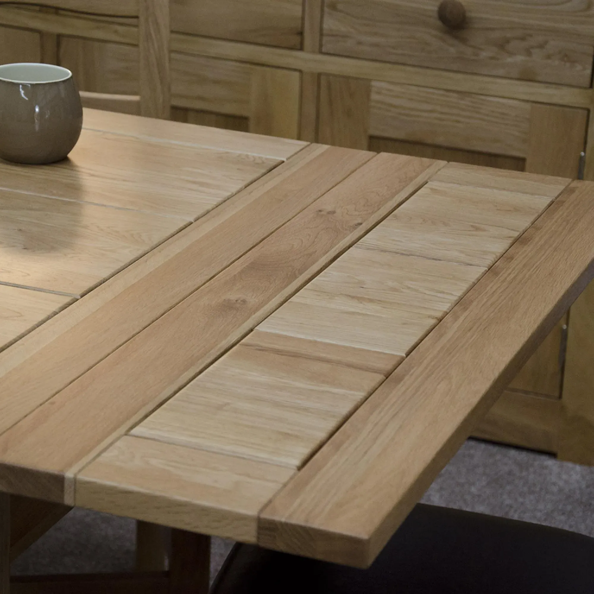 Eva Oak Square 4-Seater Extending Dining Table - Lacquered