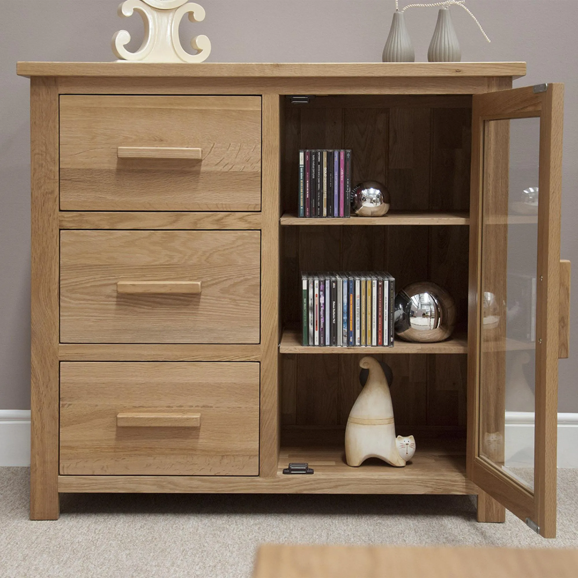 Mobel Oak 1 Door Glazed Chest - Lacquered
