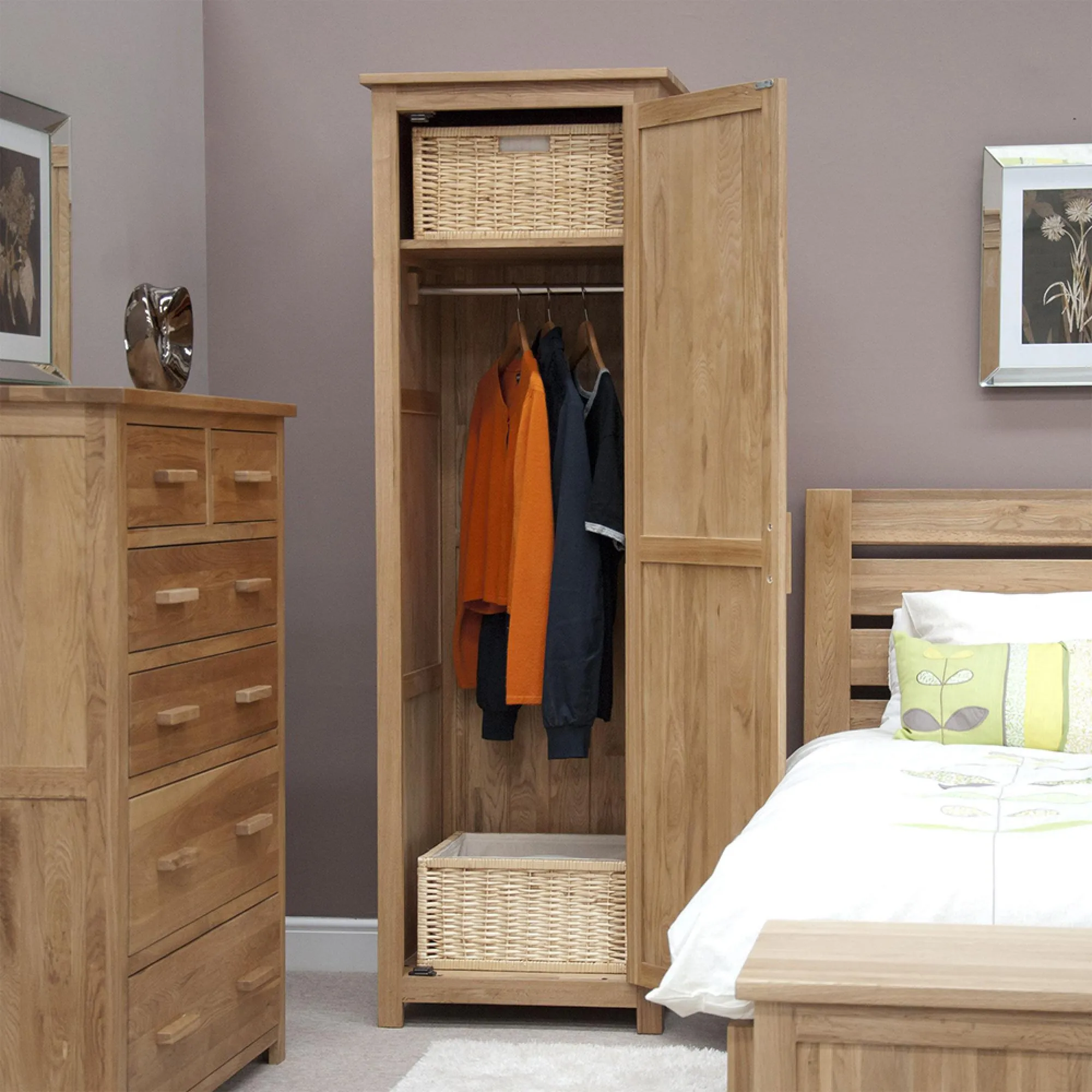 Mobel Oak 1 Door Wardrobe - Lacquered