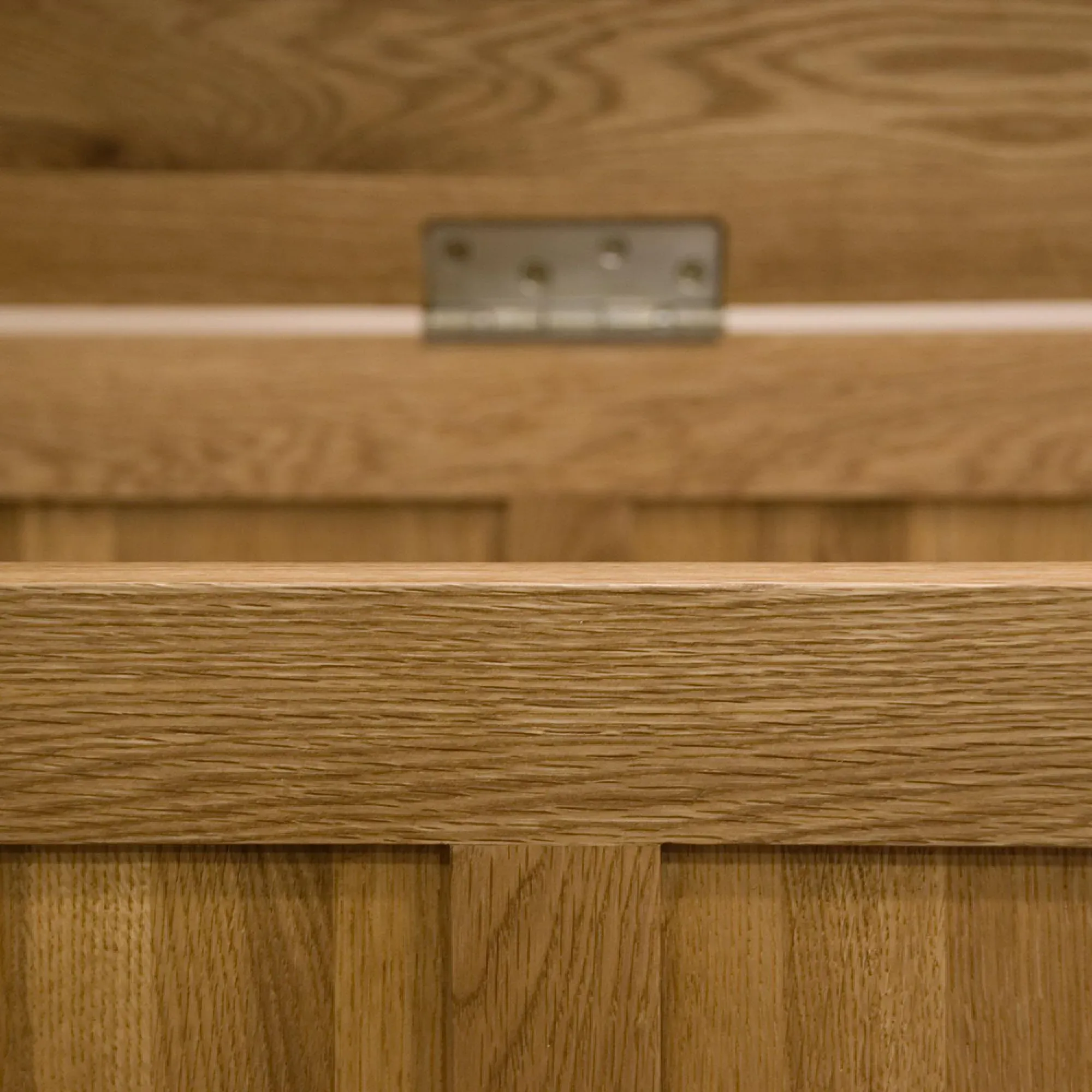 Mobel Oak Blanket Box - Lacquered