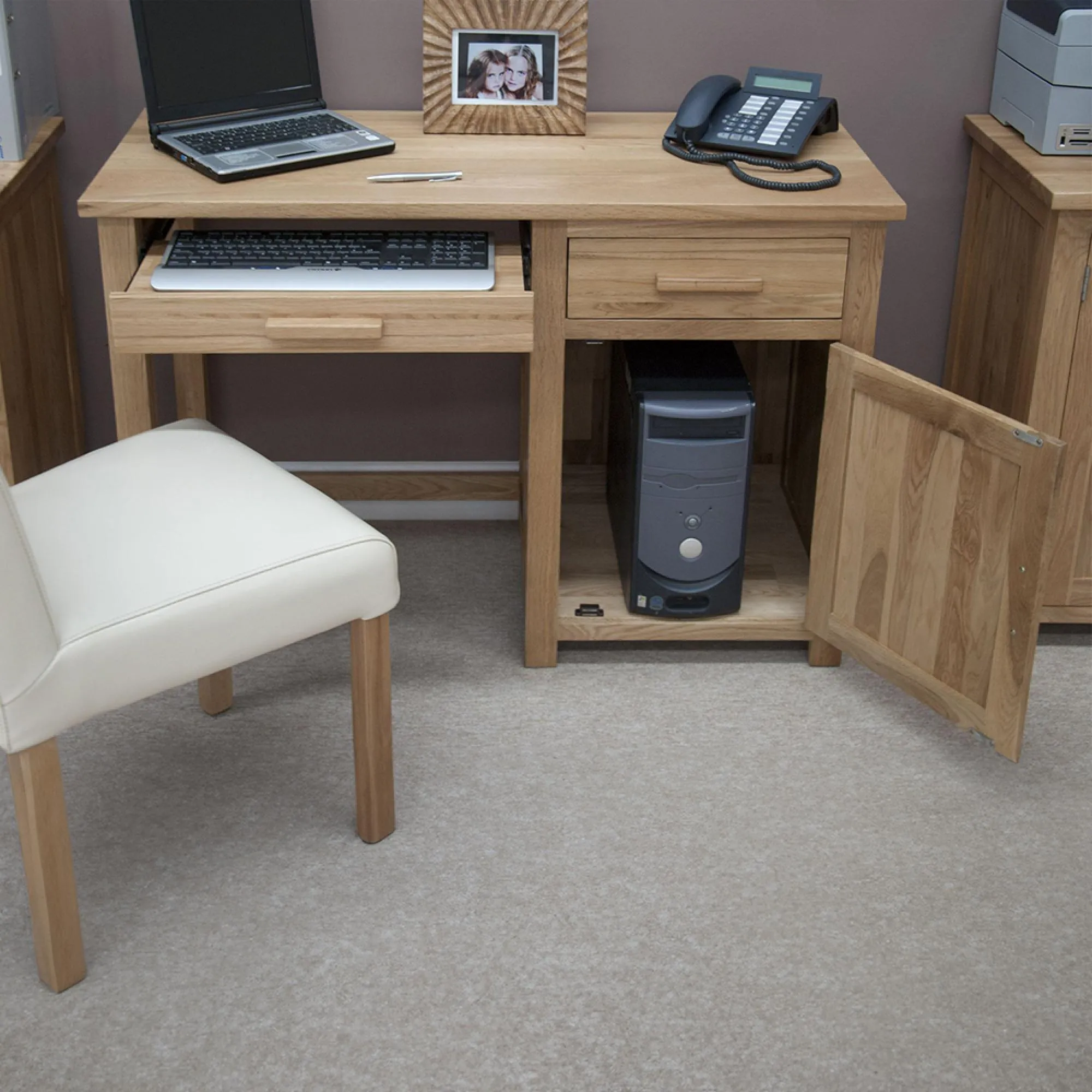 Mobel Oak Single Pedestal Computer Desk - Lacquered