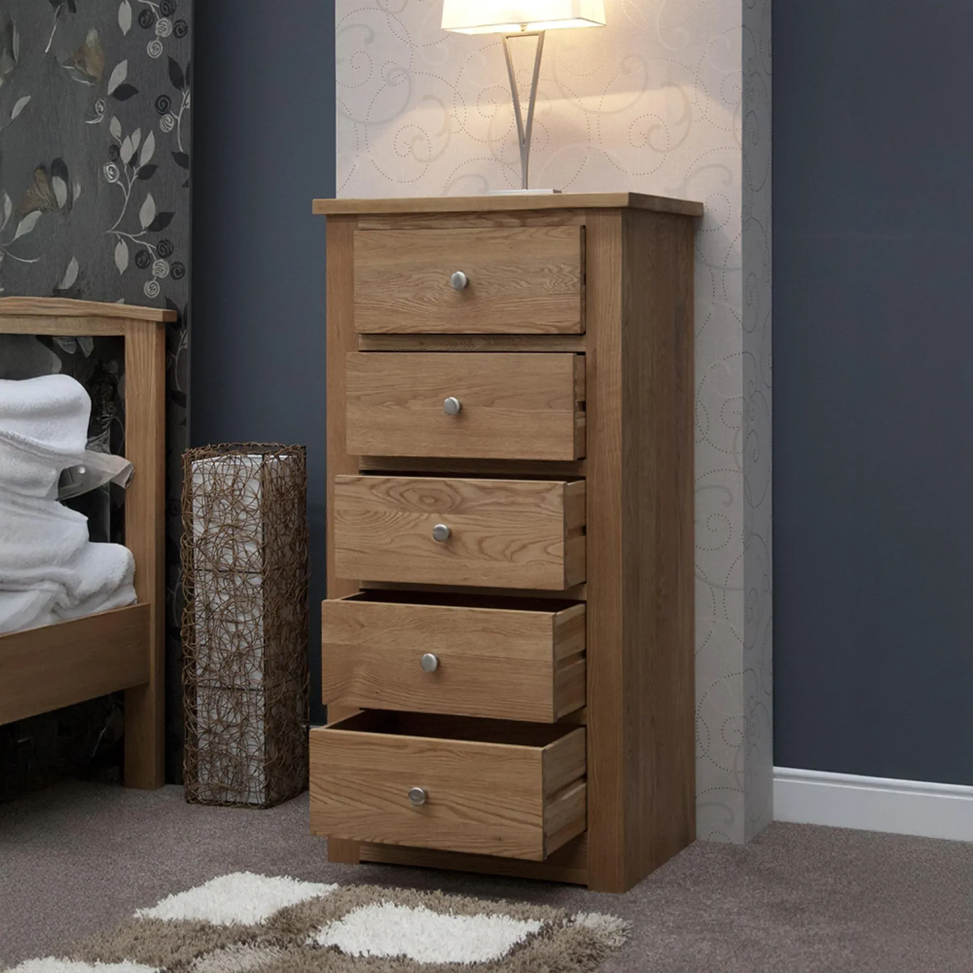 Oakley 5 Drawer Wellington Chest - Oak