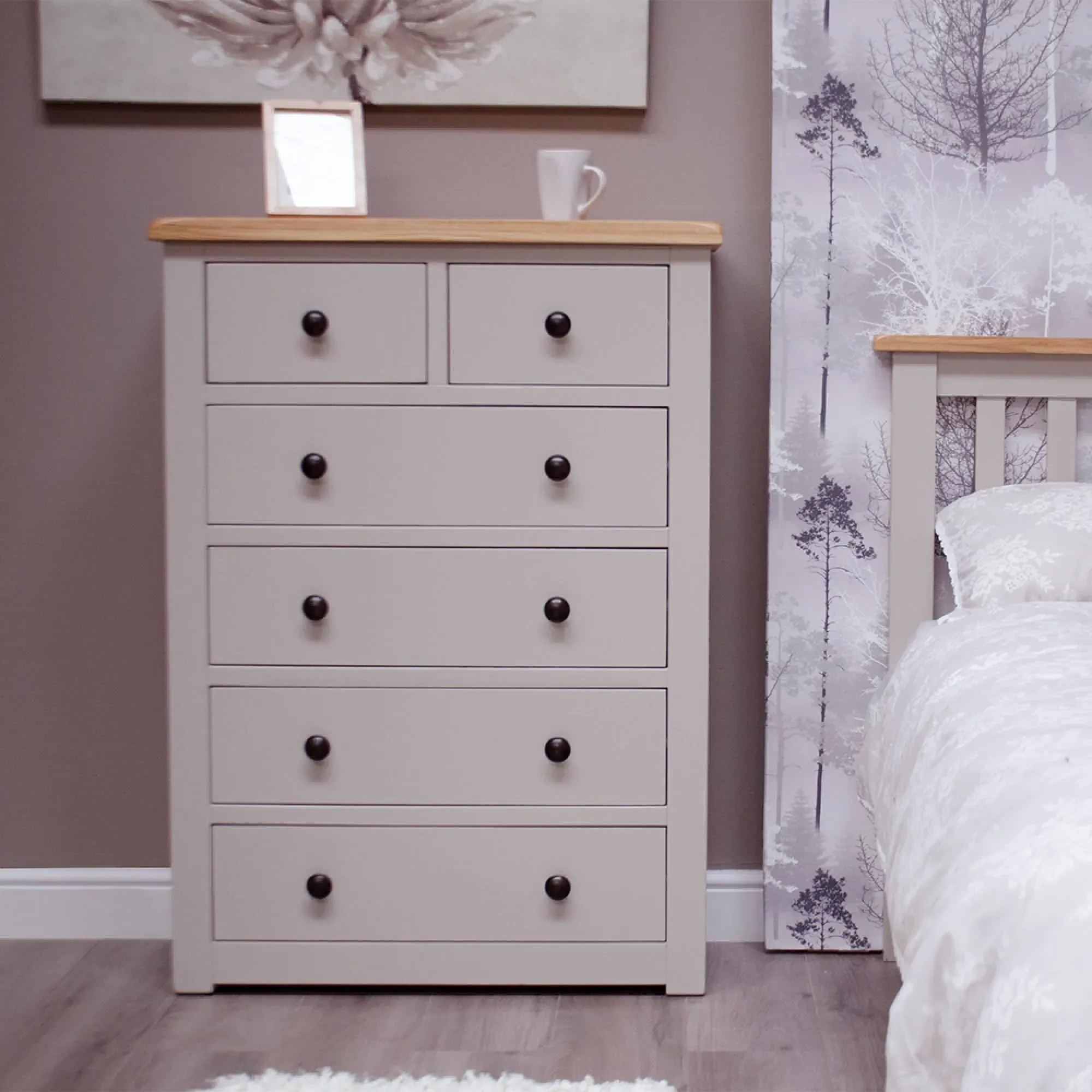 Sussex 4+2 Drawer Chest - Painted
