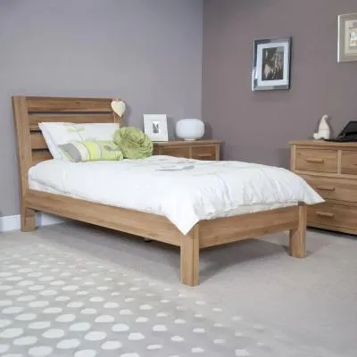 Trend Oak Bed - Lacquered image