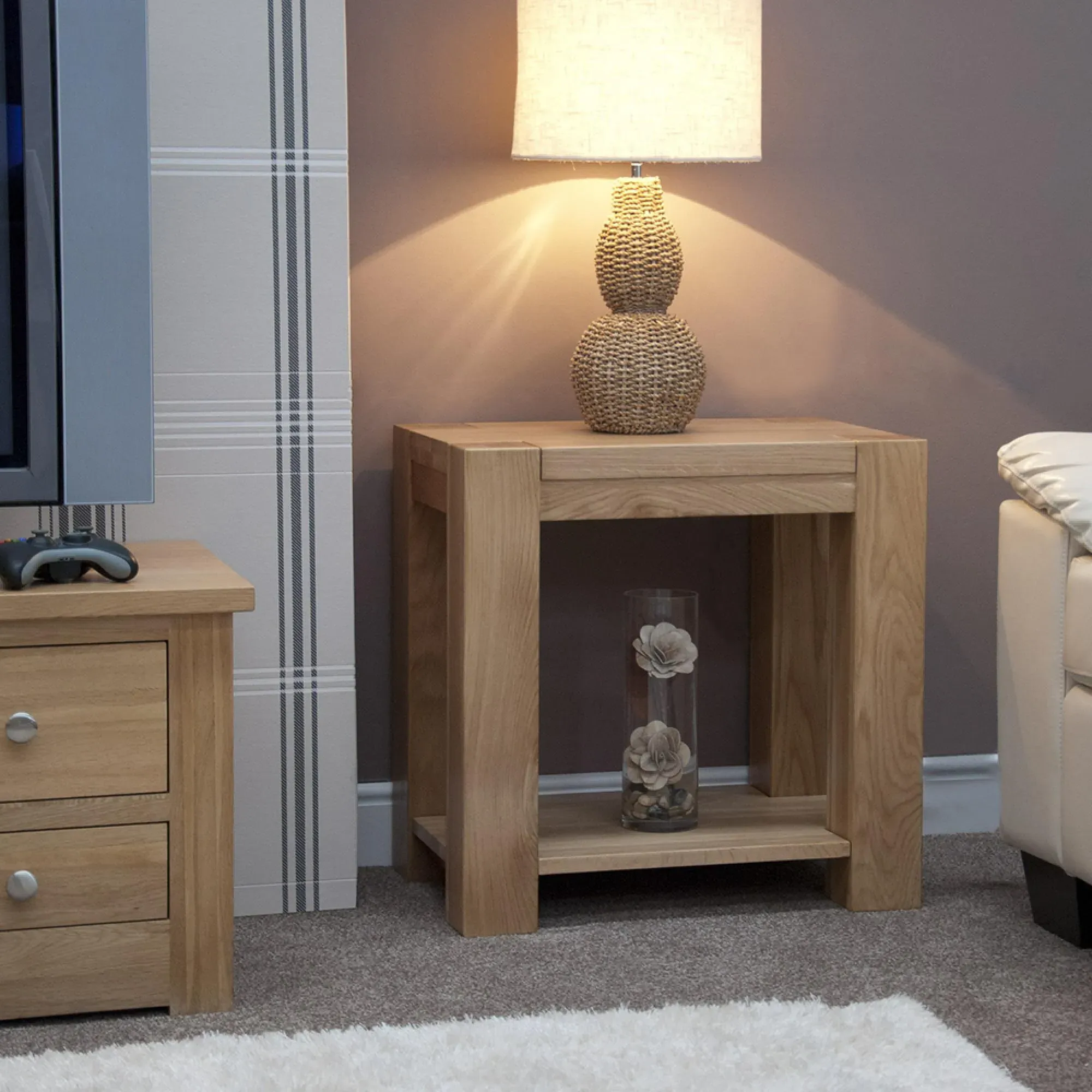 Trend Oak Lamp Table - Lacquered