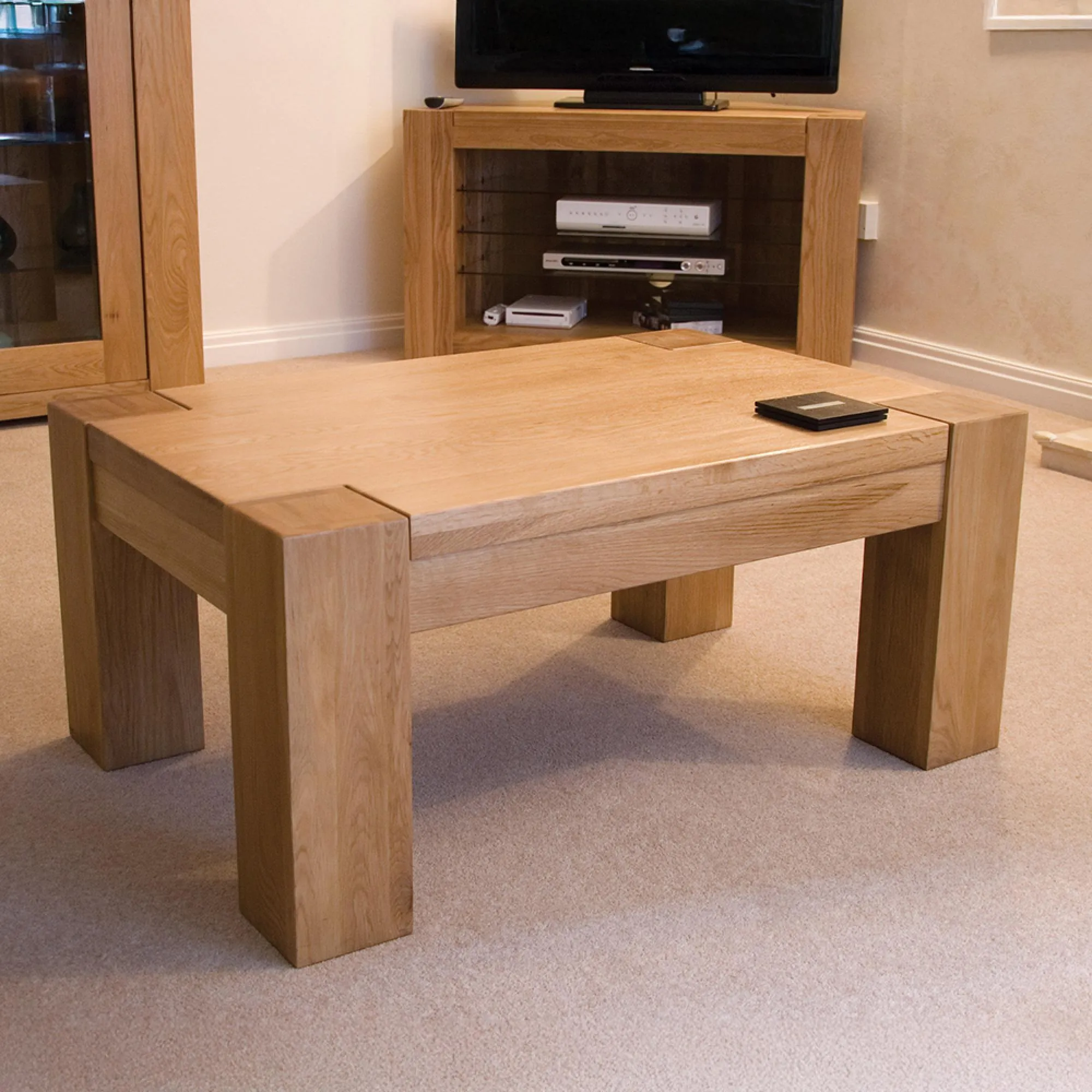 Trend Oak Small Coffee Table - Lacquered