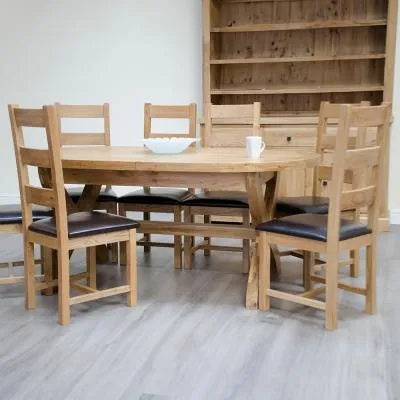 Winchcombe 6-10 Seater Extending Dining Table - Oak