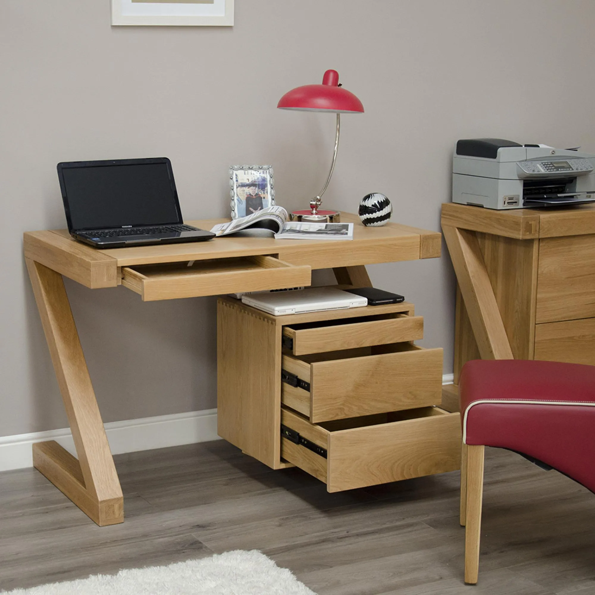 Ziggy Oak Small Desk - Lacquered