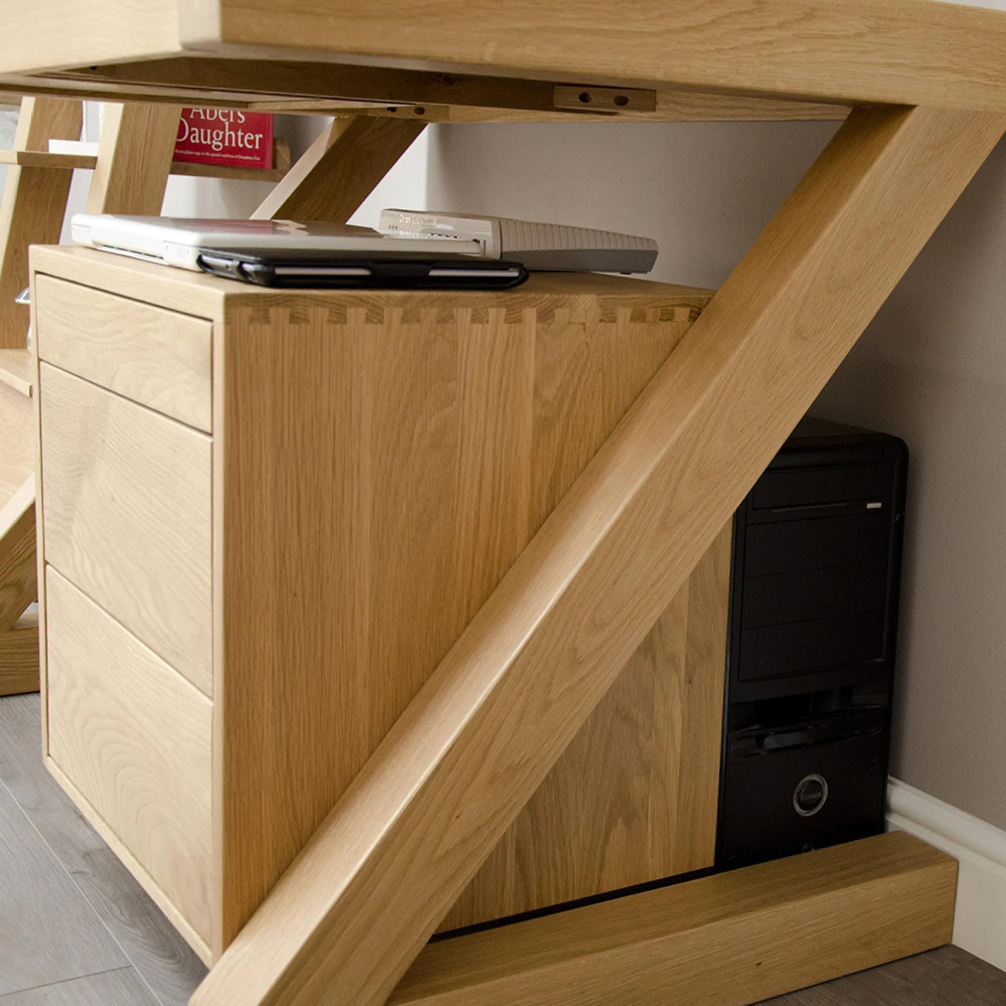 Ziggy Oak Small Desk - Lacquered