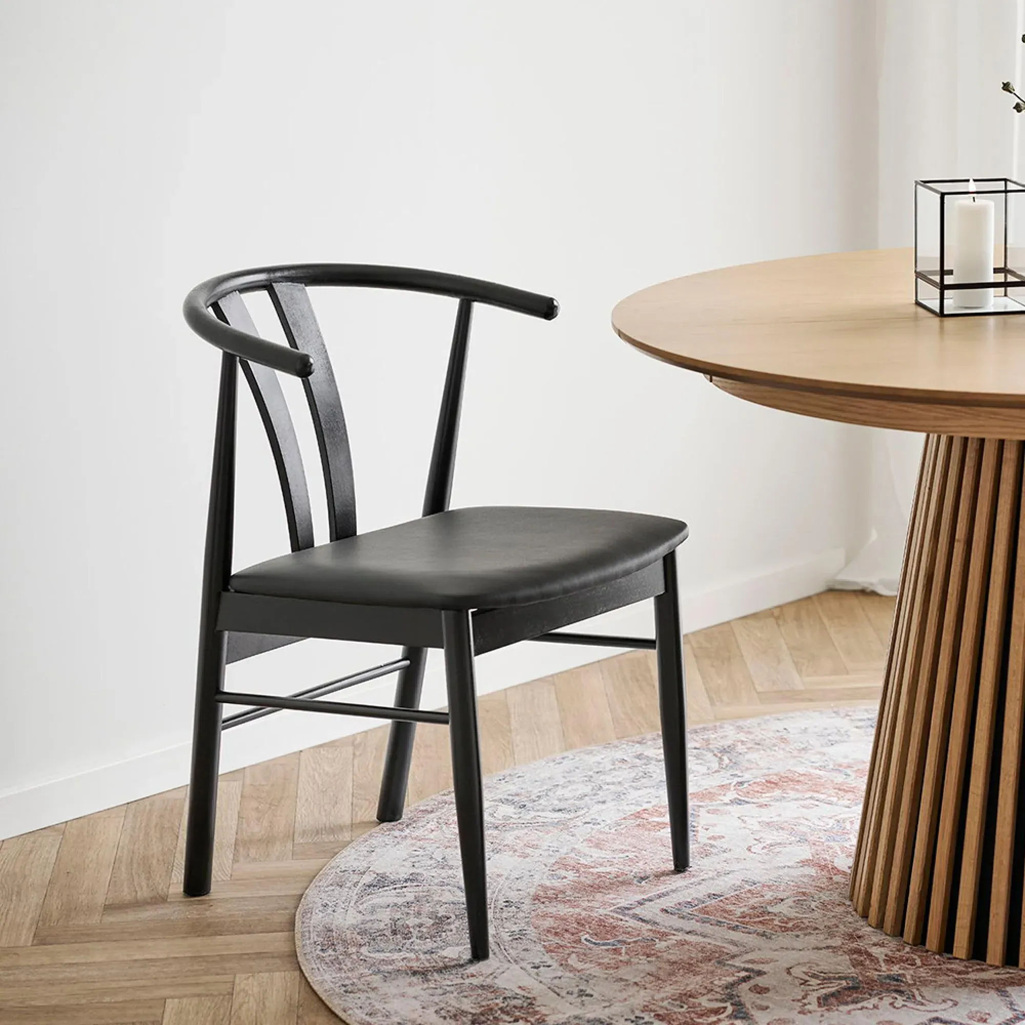 Havana Round Rug - Orange and Blue