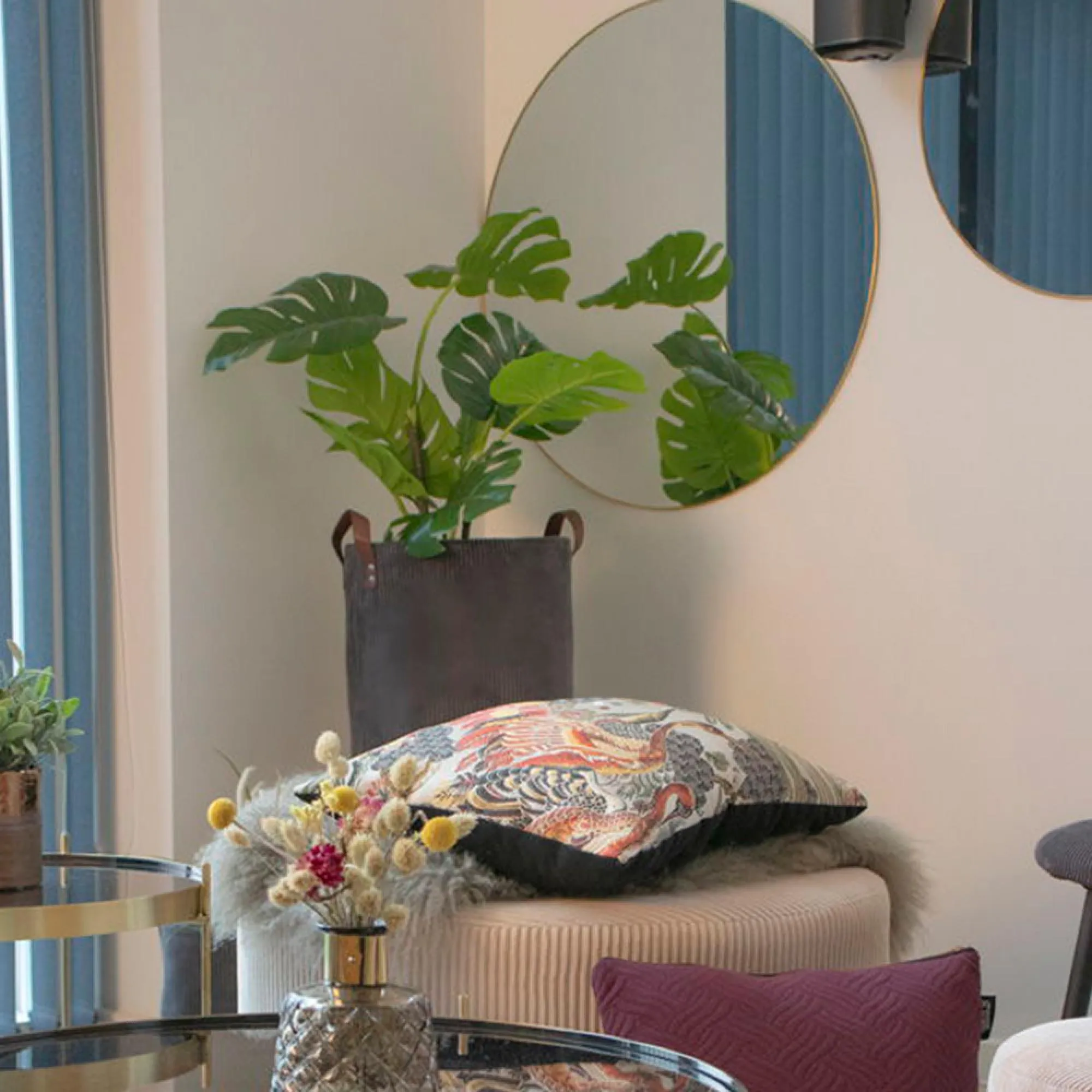 Jersey Round Wall Mirror - Brass