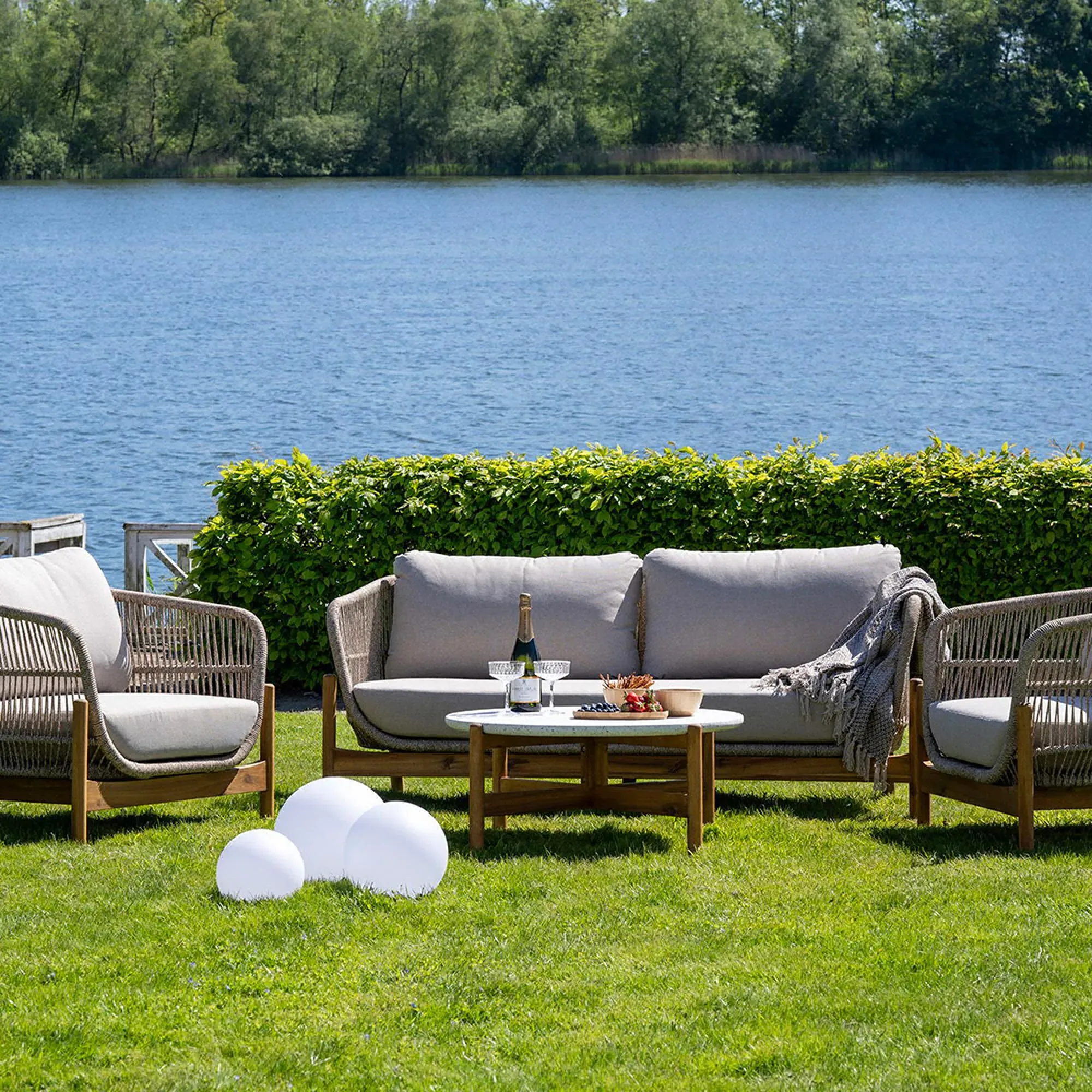 Lifton Round LED Lamp Set of 3 - White