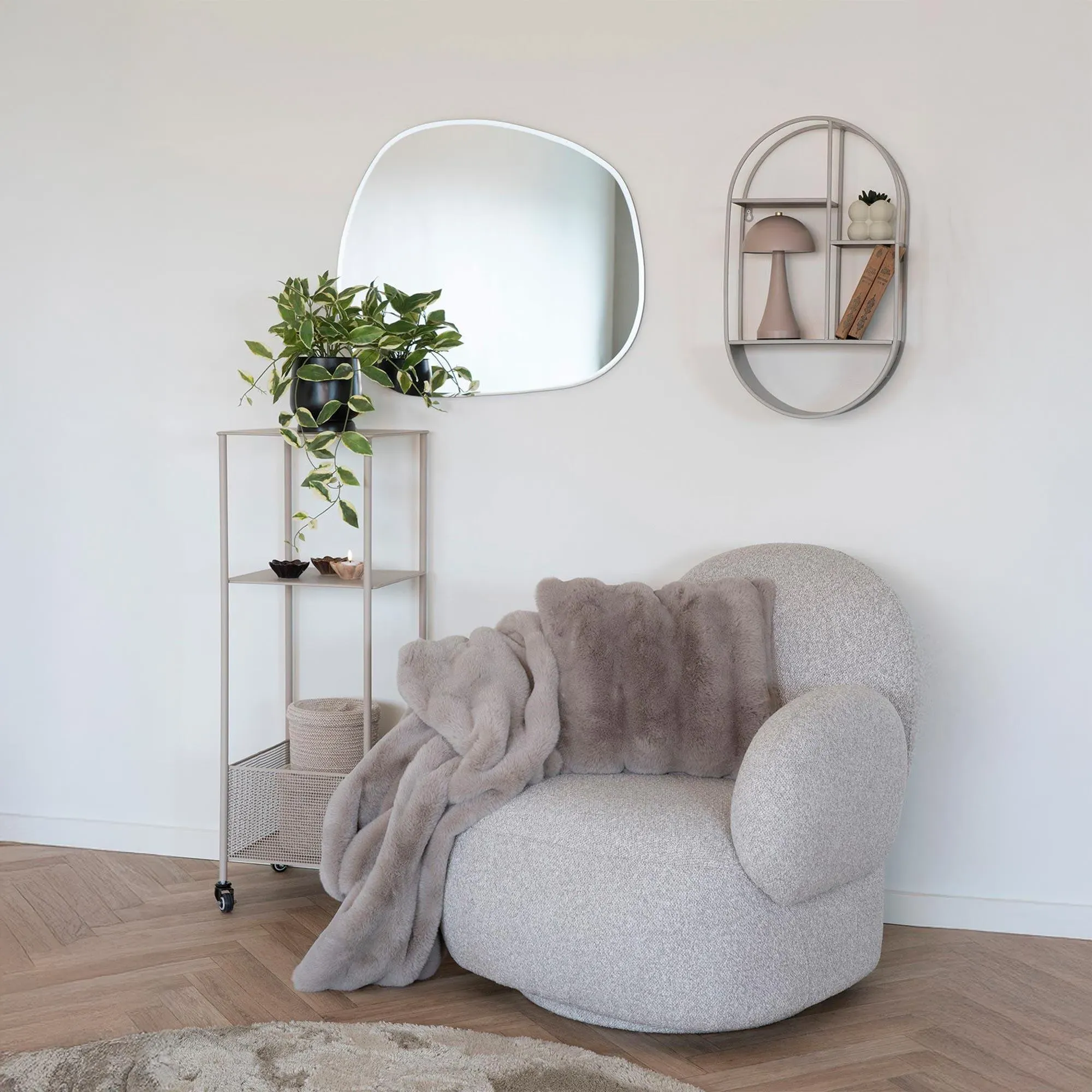 Messina Swivel Lounge Chair - Light Grey, Boucle Fabric