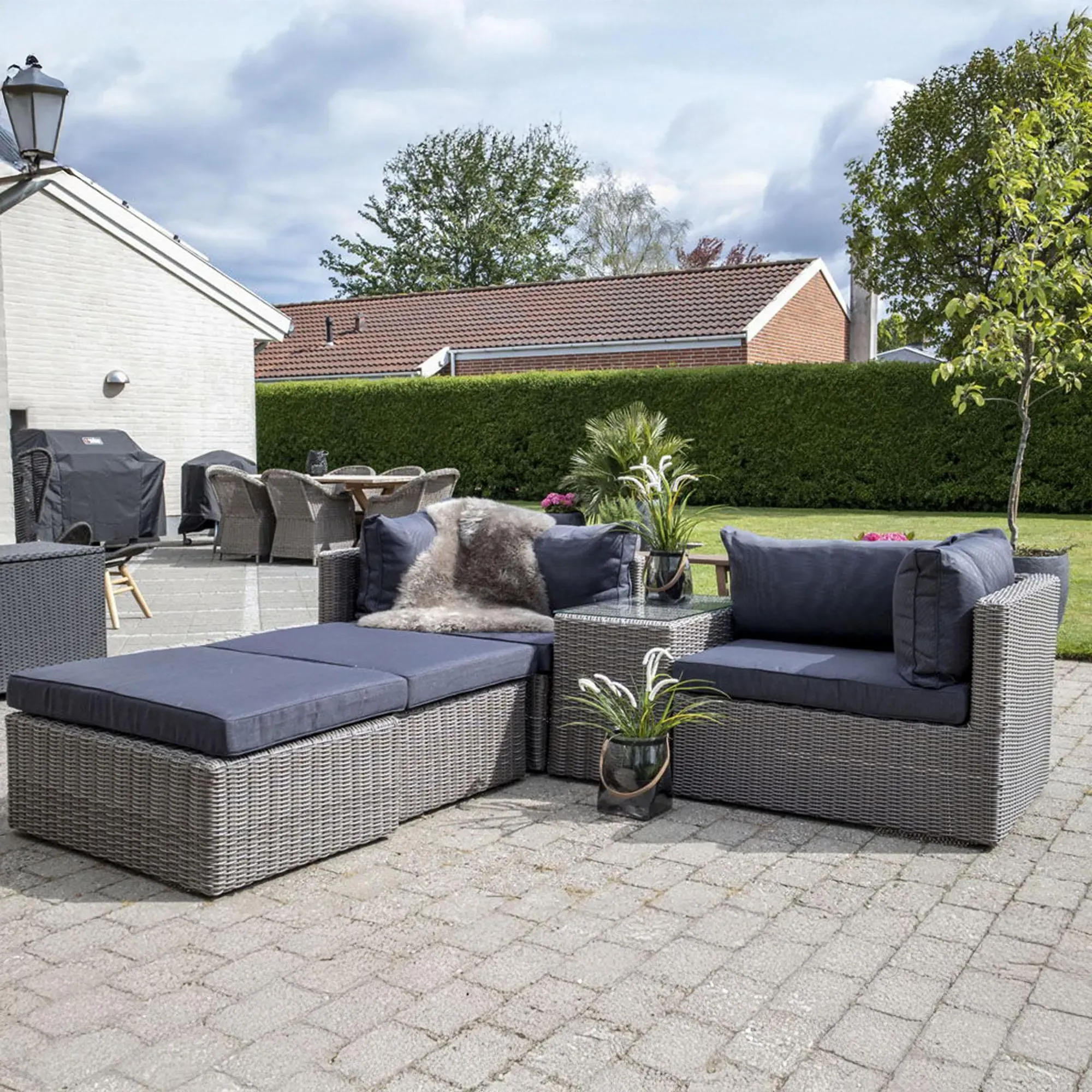 Rossi Lounge Set - Kubu, Fabric and Polyrattan