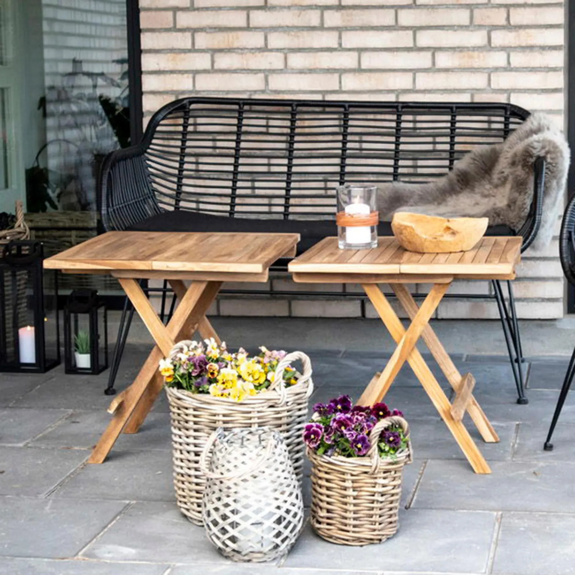 Trieste 2-Seater Garden Sofa - Black, Rattan