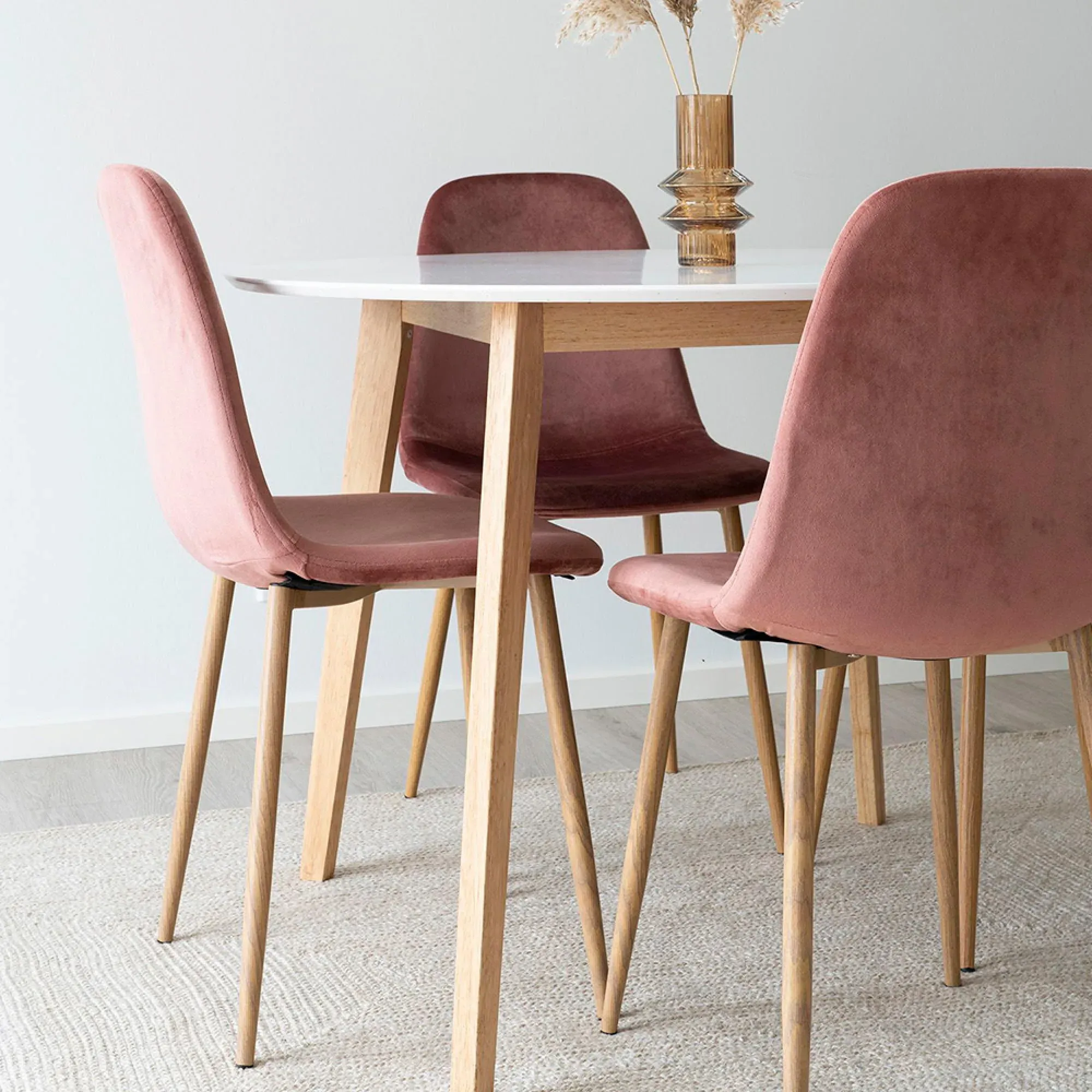 Vojens 4-Seater Round Dining Table - White