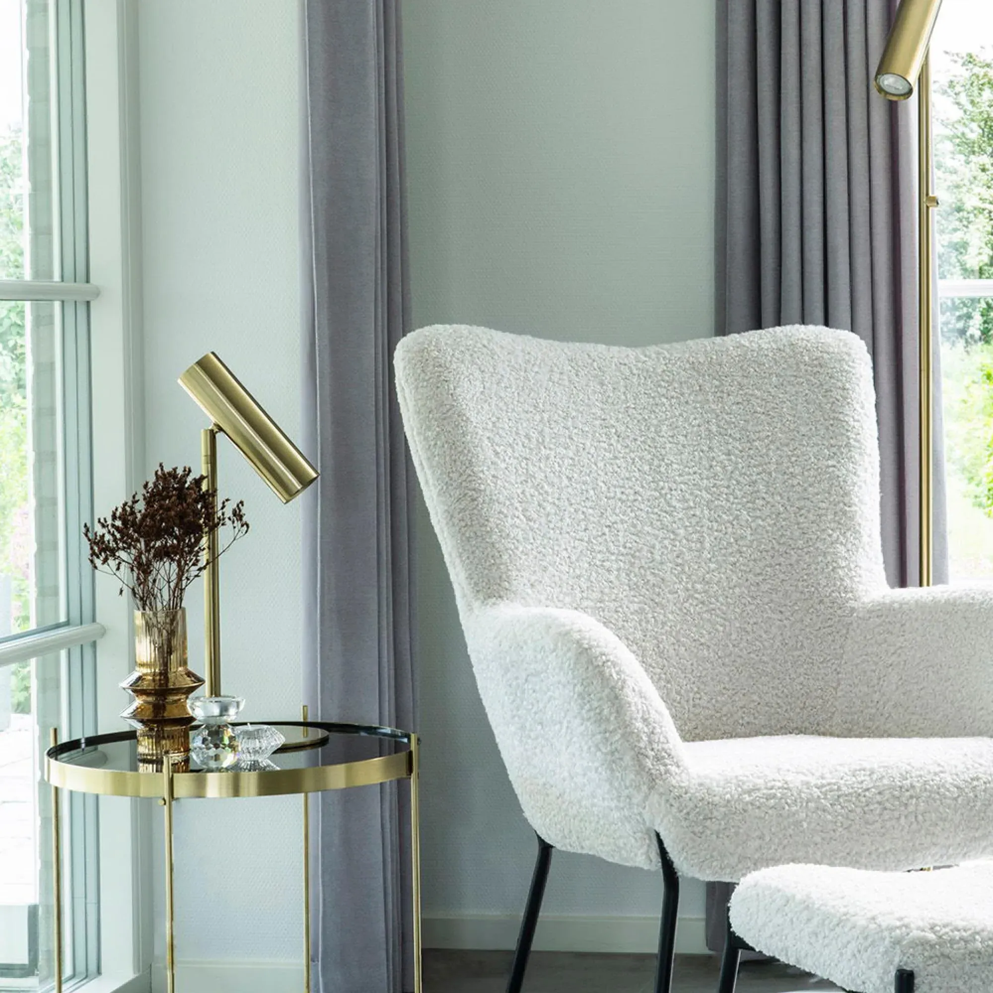 Yacolt Table Lamp - Brass, Metal