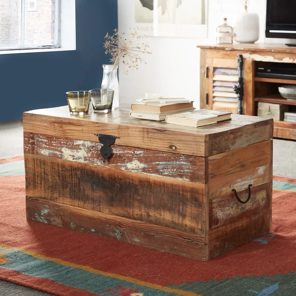 Diu Reclaimed Wood Trunk Box - Brown