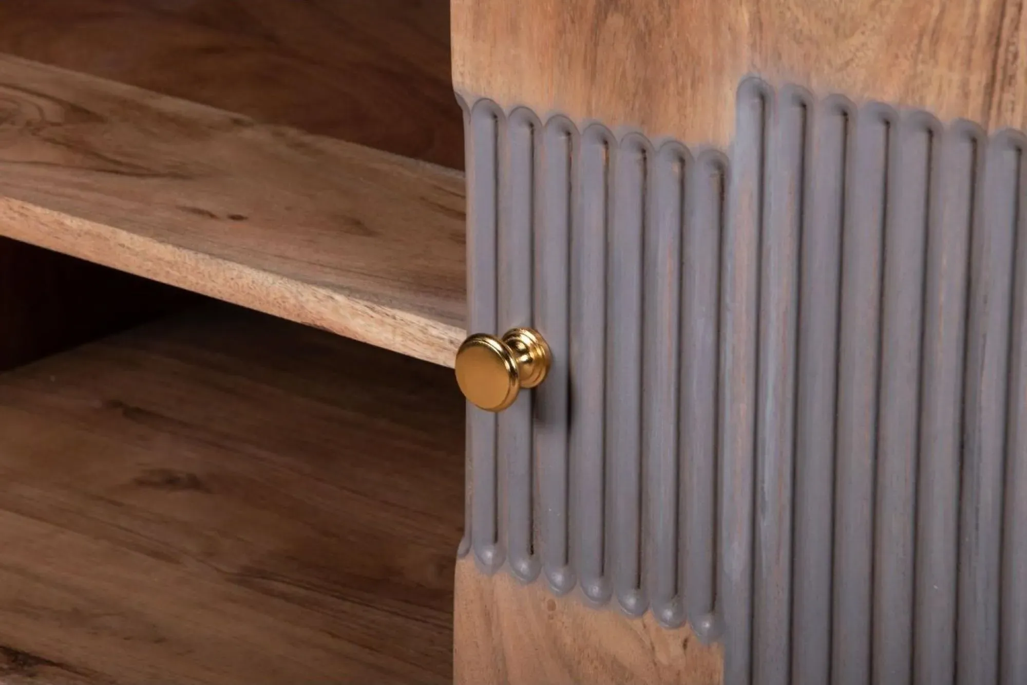 William Acacia Ribbed 145cm TV Unit - Lacquered