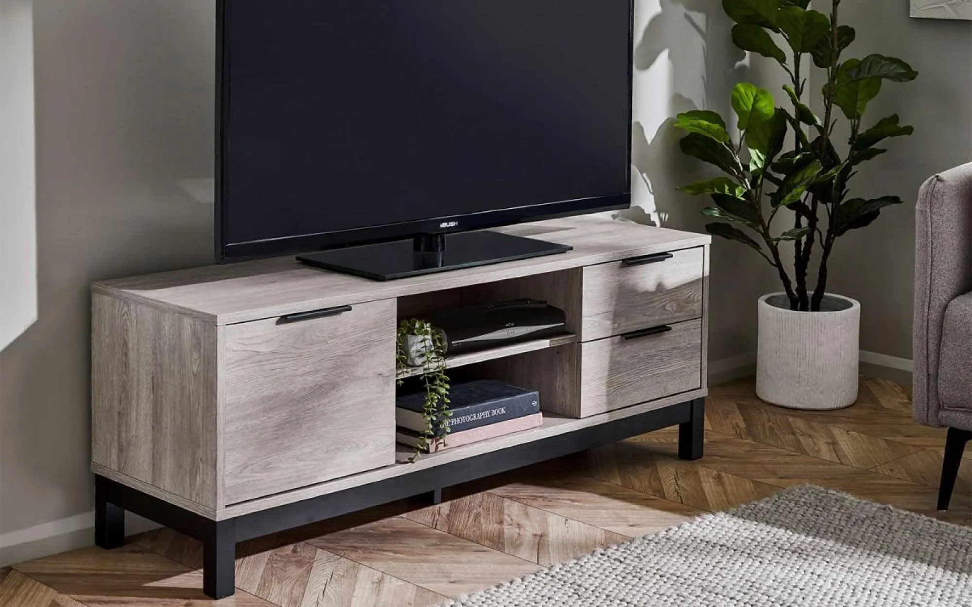 Bali 135cm TV Unit - Grey Oak