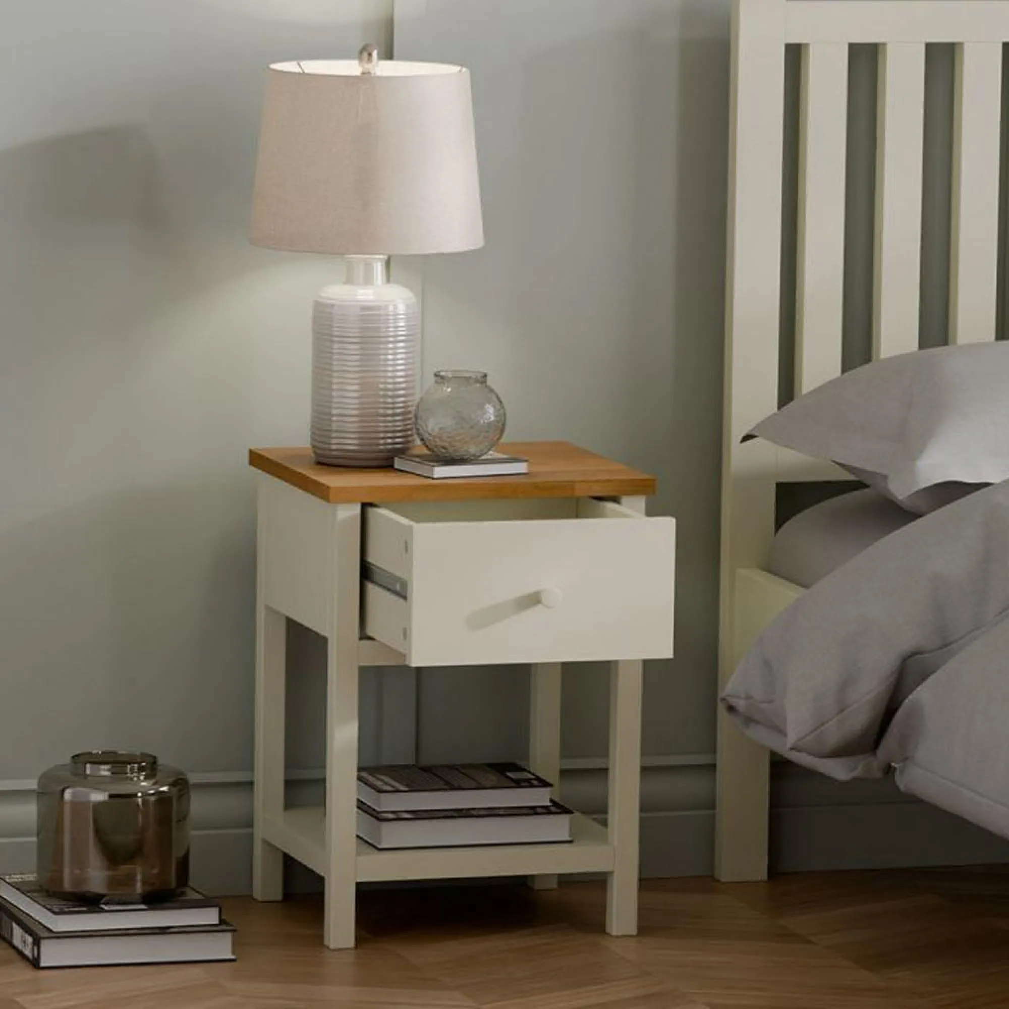 Coxmoor 1 Drawer Bedside Table - Ivory